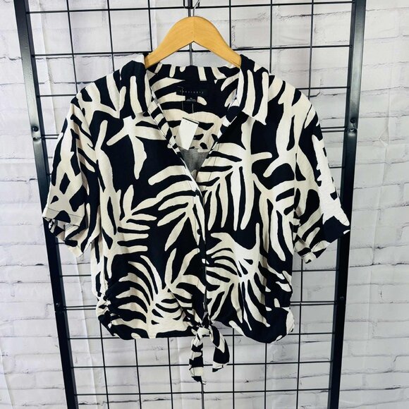 NWT - Sanctuary Palm PrintTie Front Shirt – XL Short Sleeve Button-Up - Picture 1 of 7